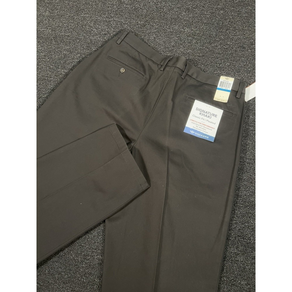 New‎ Dockers Pants Men's 36x34 Brown Signature Khaki Classic Pleated Stretch
